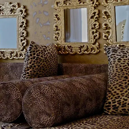 Отель Caffe Dell'arte Boutique